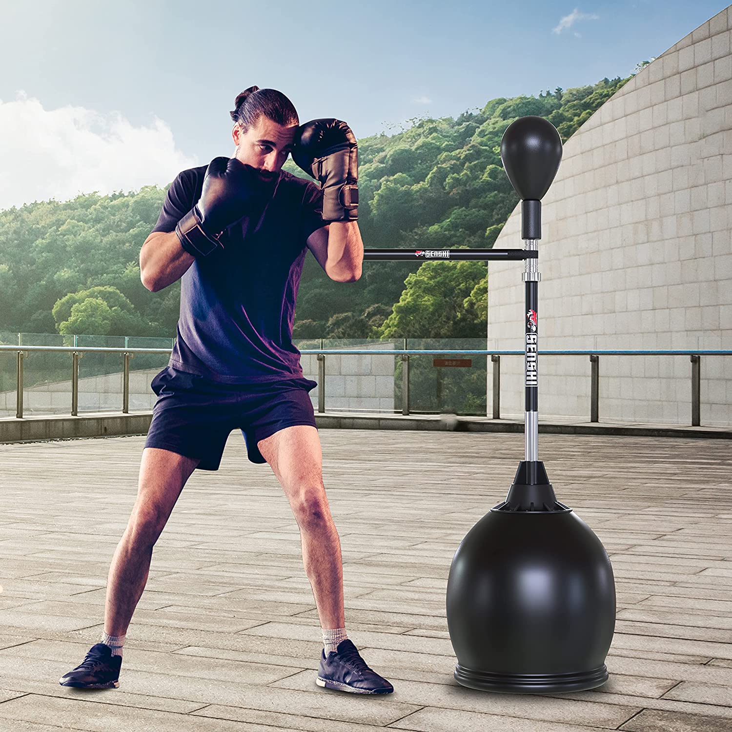 Freestanding punch bag speed ball with reflex bar